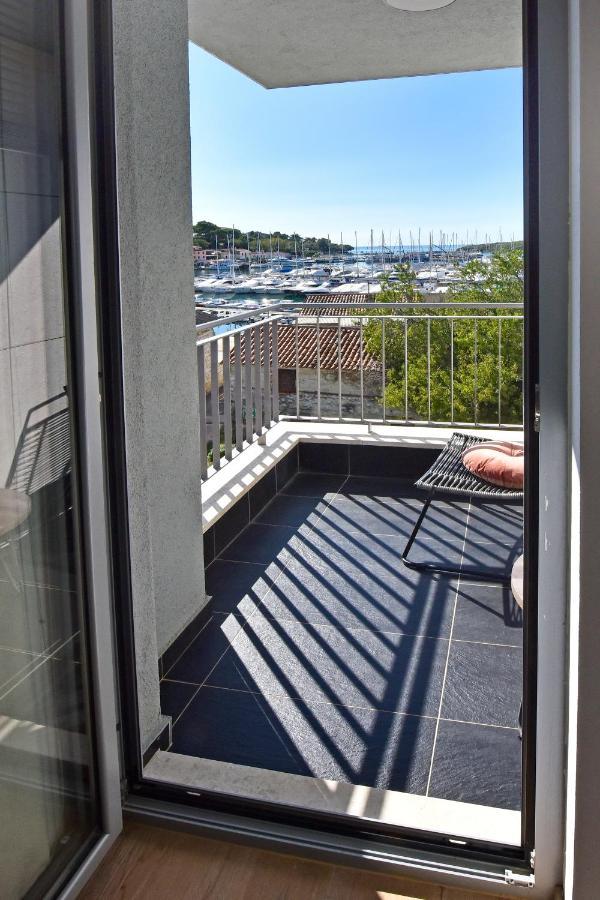 Romana Serena Sunset Apartman *